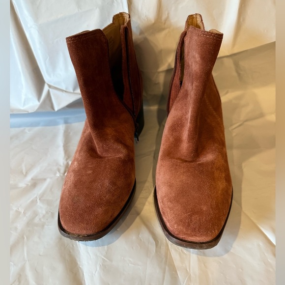 Women's Brown Lilye Booties Block Heel Ankle Boots Lucky Brand Size 10 - Picture 3 of 8